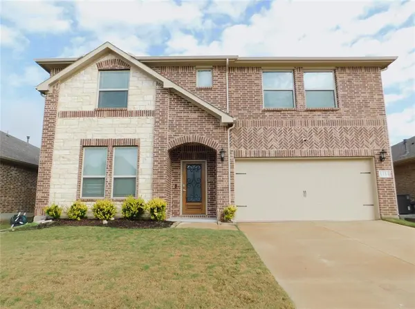 1111 Saddle Ridge Drive, Aubrey, TX 76227