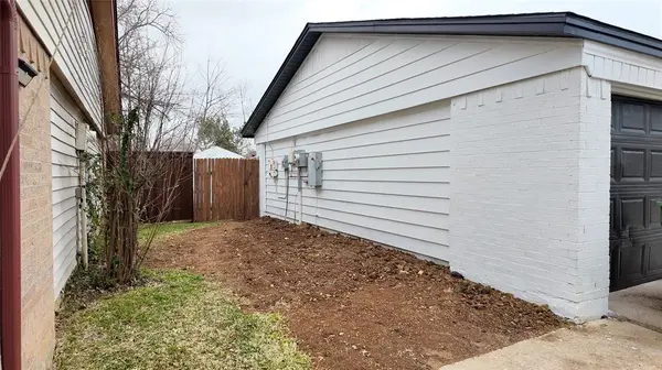 1321 Palisades Drive, Lewisville, TX 75067