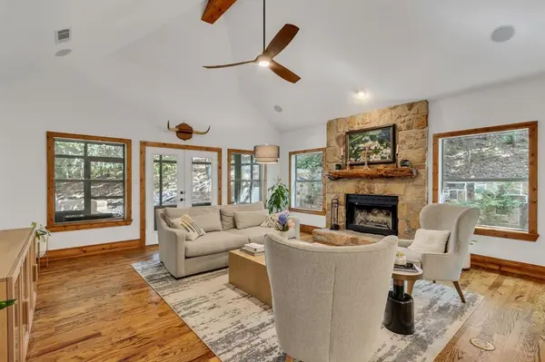 100 N Edgewater Drive, Highland Village, TX 75077