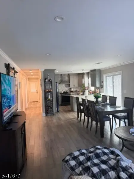 2843 Wickersham Ave, Linden City, NJ 07036