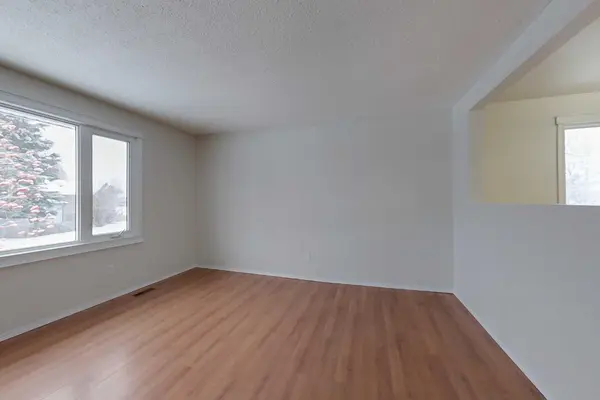 400 8 ST SE, Slave Lake, AB T0G 2A3