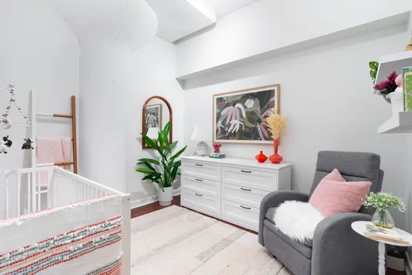 155 Dalhousie ST #942, Toronto C08, ON M5B 2P7