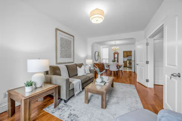 164 Markham ST, Toronto C01, ON M6J 2G6