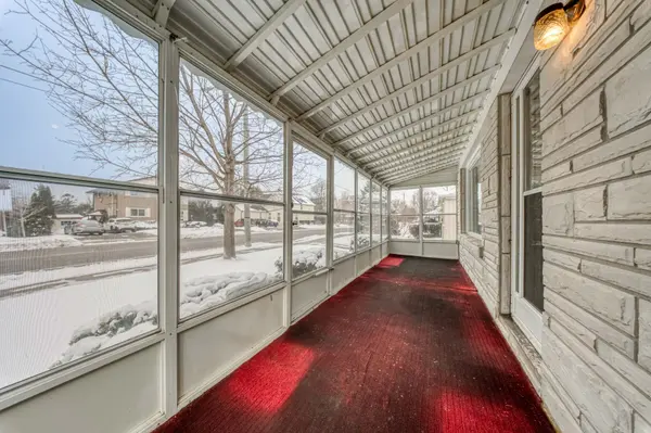 707 Athol ST, Whitby, ON L1N 4A1