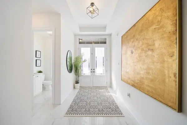 9 Ballantyne BLVD, Vaughan, ON L3L 0E9