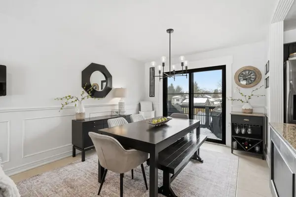 241 Cedar CRES, Barrie, ON L4N 4A6