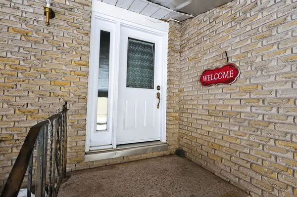 575 Simcoe AVE, Tay, ON L0K 1R0