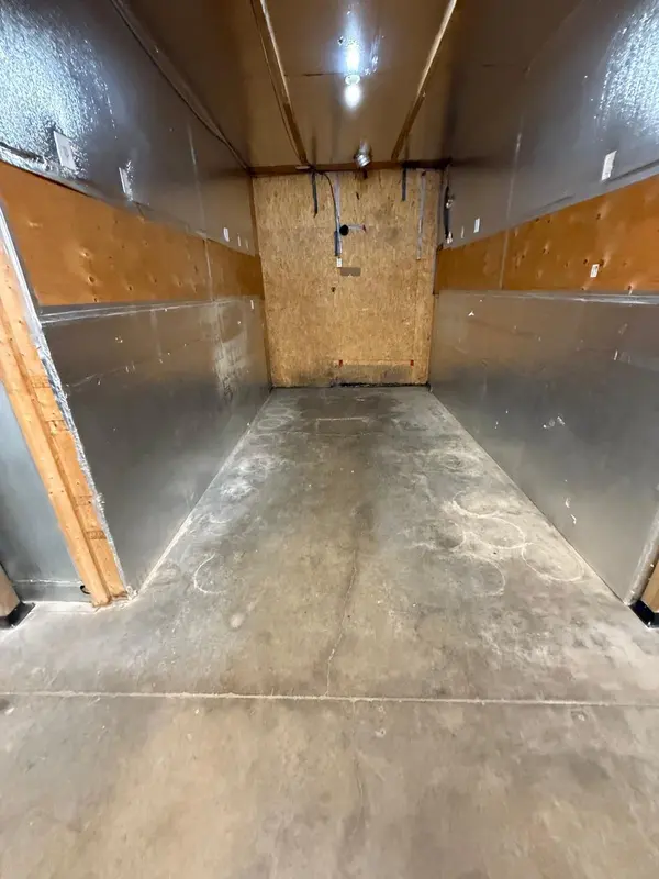 175 Advance BLVD N #9, Brampton, ON L6T 4J1