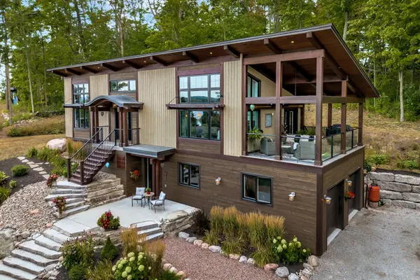 72 Darling DR, Selwyn, ON K0L 2W0