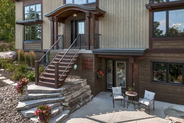 72 Darling DR, Selwyn, ON K0L 2W0