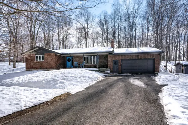 1445 Rickards RD, Frontenac, ON K0H 2L0