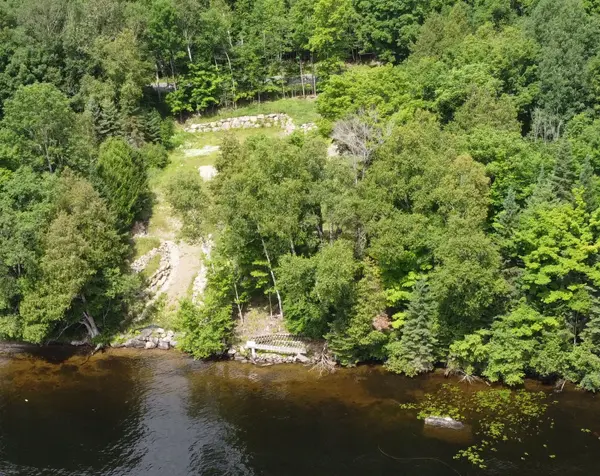 1956 WIGAMOG RD, Dysart Et Al, ON K0M 1S0