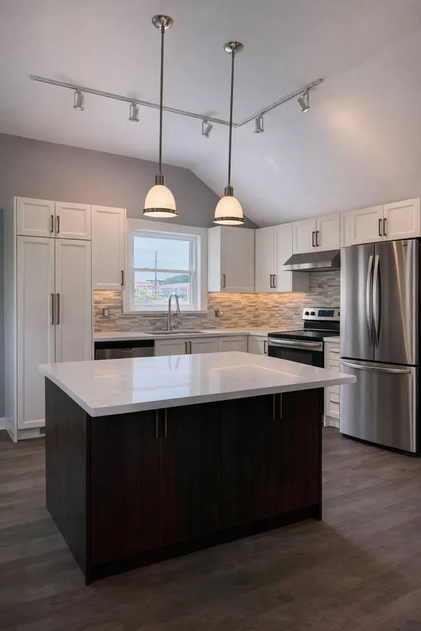 295 West Side RD, Port Colborne, ON L3K 5L4