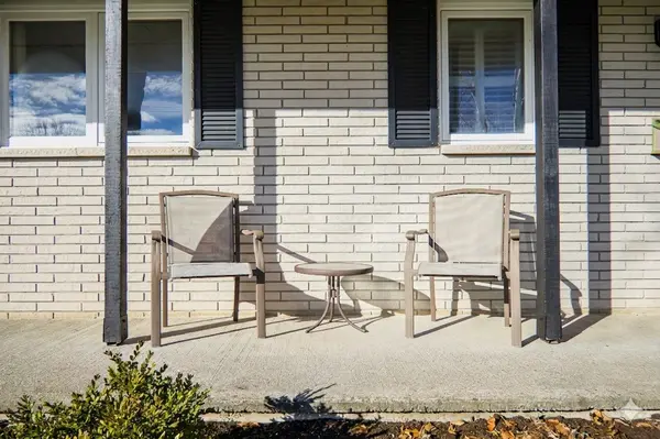 371 Maple AVE, Deseronto, ON K0K 1X0