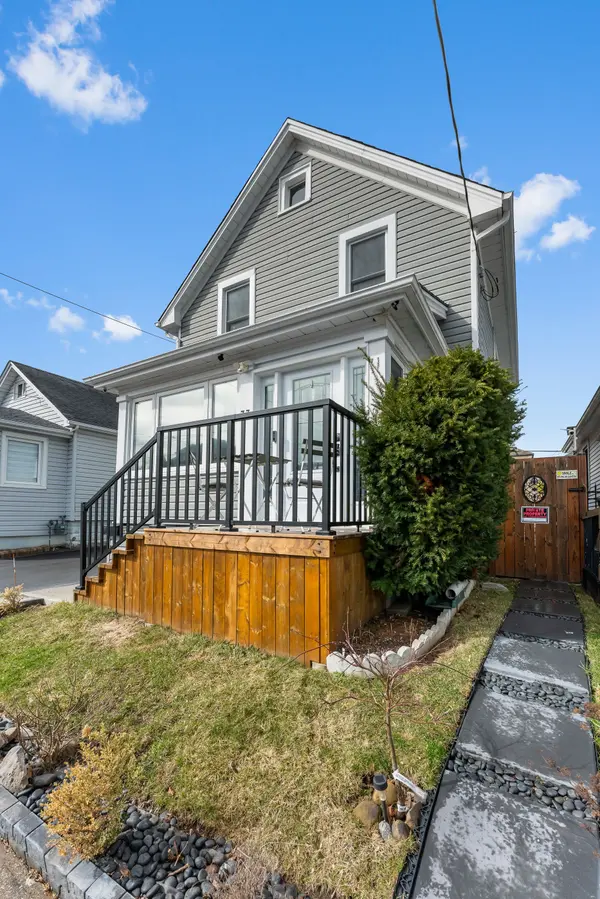 33 RICHMOND AVE, St. Catharines, ON L2R 3W6