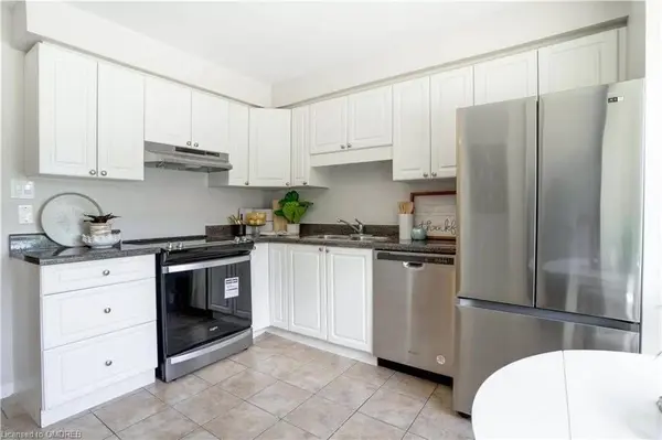 35 Waterman AVE #62, London South, ON N6C 5T8