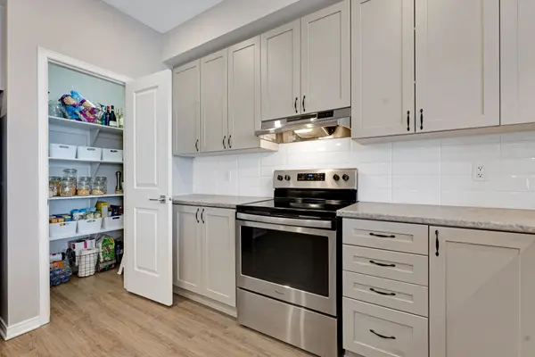 78 Stokes DR, Carleton Place, ON K7C 0J7