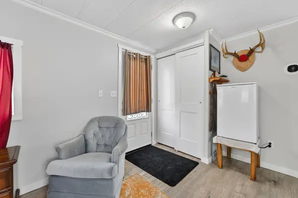 4 Cedar ST, Greater Napanee, ON K7R 3L1