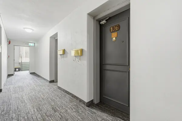 9 GRANT BLVD #106, Hamilton, ON L9H 4L5