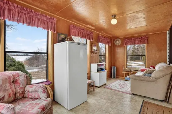 60 McGill DR, Kawartha Lakes, ON L0B 1K0