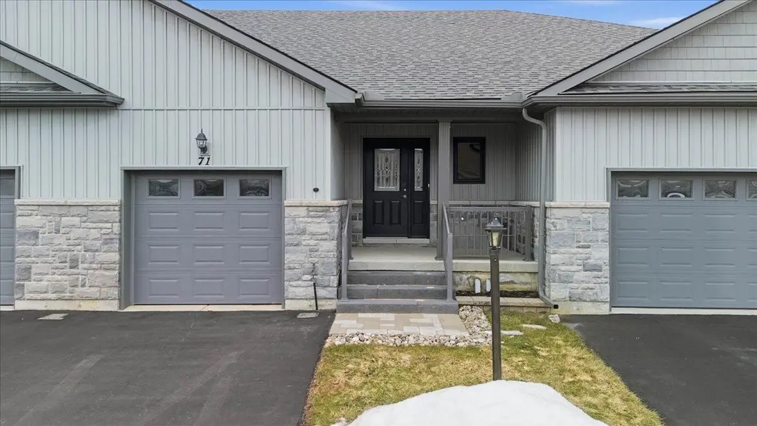 71 Dorchester DR, Prince Edward County, ON K0K 3L0