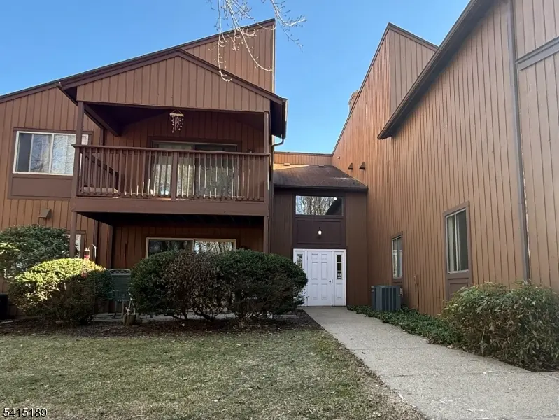 137 Drake Ln, Roxbury Twp., NJ 07852