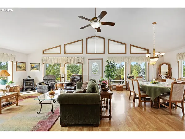 64 SEELY DR, Goldendale, WA 98620