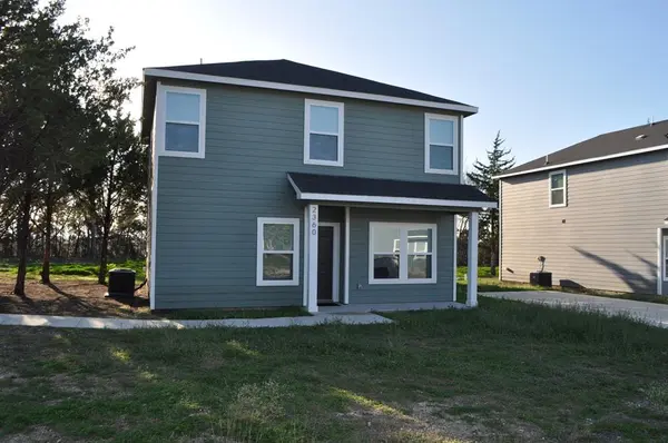 2360 Murphy Court, Red Oak, TX 75154