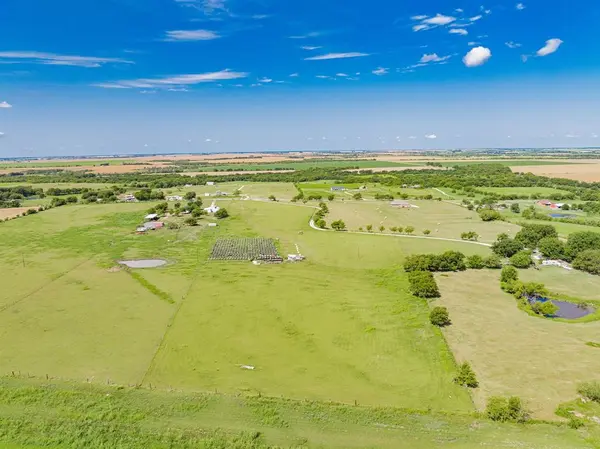 Tract One Hcr-4141, Itasca, TX 76055