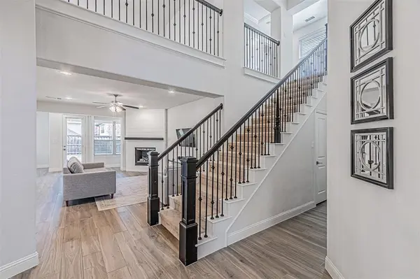 7232 Notre Dame Drive, Irving, TX 75063