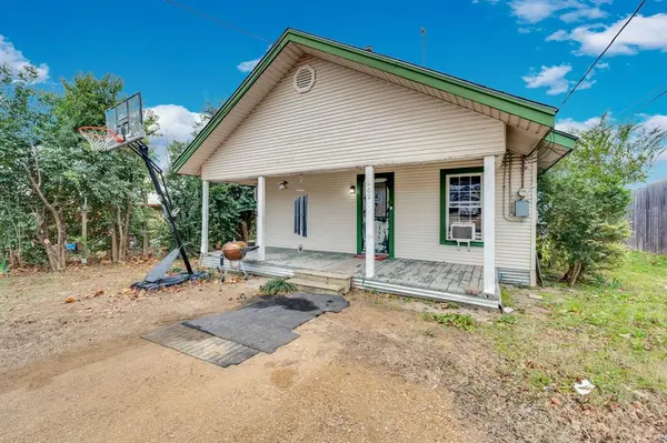 406 W 2nd Street, Maypearl, TX 76064