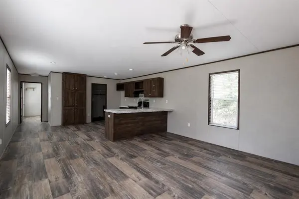 336 N Cherokee Shores Drive, Mabank, TX 75156