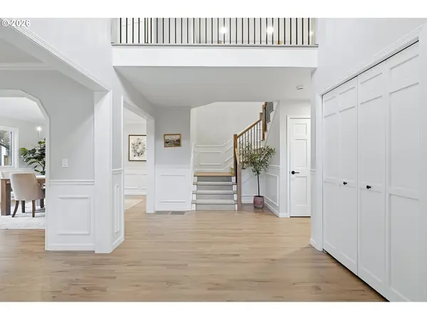 16181 PARELIUS CIR, Lake Oswego, OR 97034