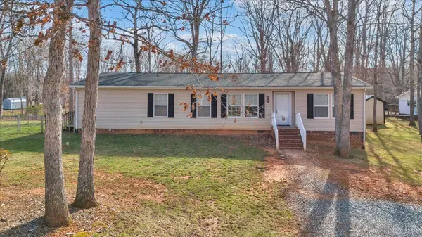 1060 Marble Creek CT, Lynch Station, VA 24571