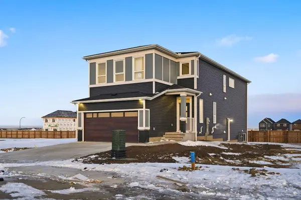 96 Homestead GDNS NE, Calgary, AB T3J5T7