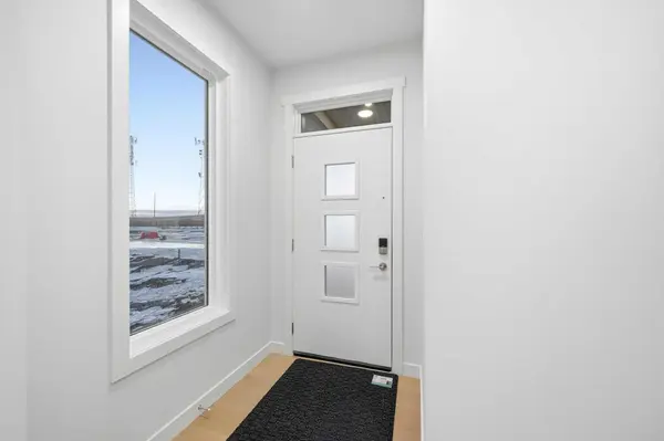 96 Homestead GDNS NE, Calgary, AB T3J5T7