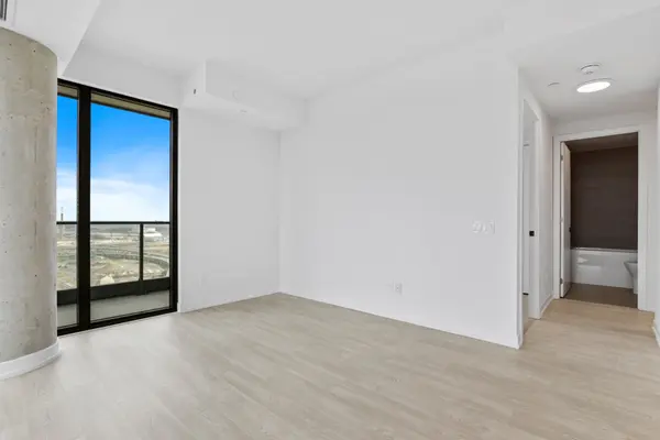 35 Parliament AVE #3011, Toronto C08, ON M5A 0Z5