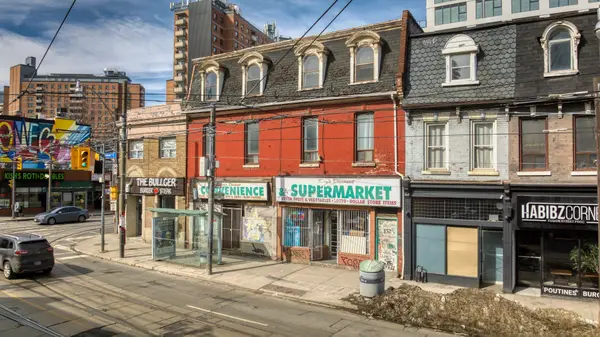 350-352 Queen ST E, Toronto C08, ON M5A 1T1