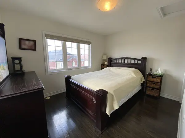 9934 McCowan RD, Markham, ON L6C 0M7