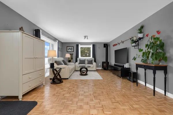 5724 & 1 Penetanguishene Road & Cedar Lane N/A, Springwater, ON L0L 1P0