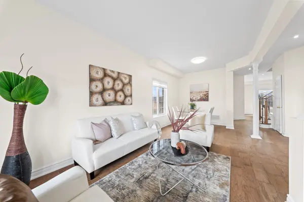 42 Abbotsbury DR, Brampton, ON L6X 0S3