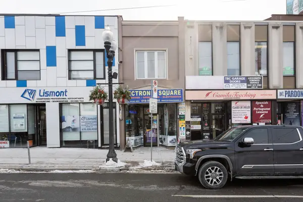 1285A St Clair AVE W, Toronto W03, ON M6E 1B8