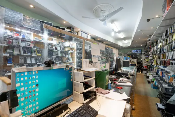 1285A St Clair AVE W, Toronto W03, ON M6E 1B8