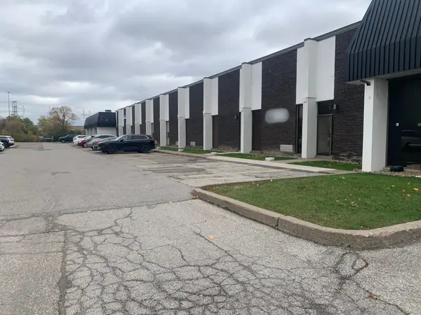 22 Melanie DR ##8-9, Brampton, ON L6T 4K8