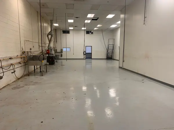 22 Melanie DR ##8-9, Brampton, ON L6T 4K8