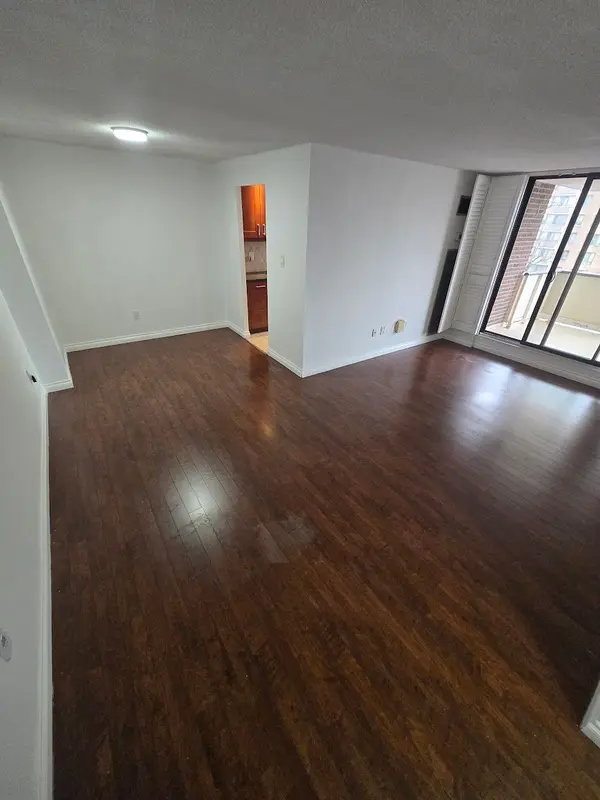 3 Lisa ST #508, Brampton, ON L6T 4A2