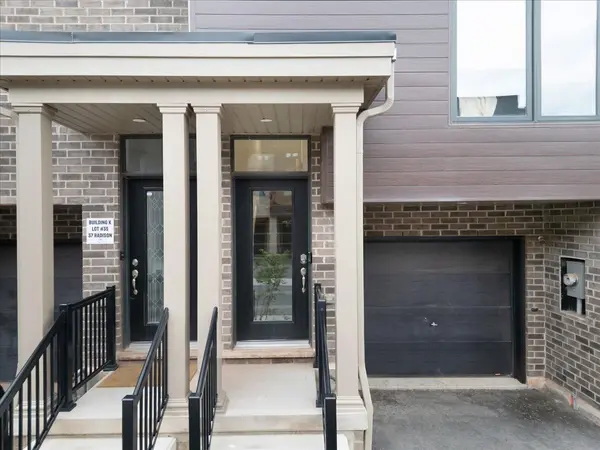 39 Radison LN, Hamilton, ON L8H 0B5