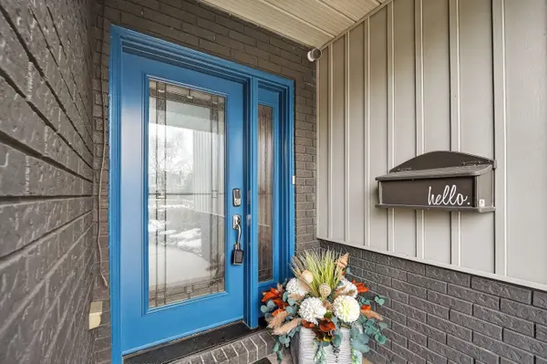 16 Samuel RD, Grimsby, ON L3M 4P6