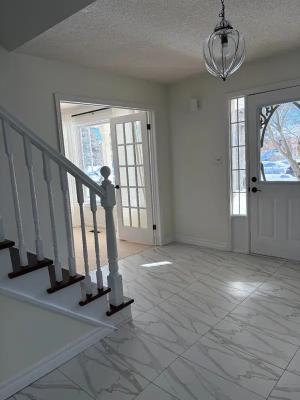 42 Hands DR, Guelph, ON N1G 3H3