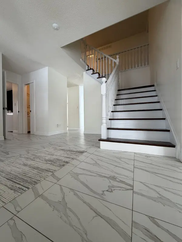 42 Hands DR, Guelph, ON N1G 3H3